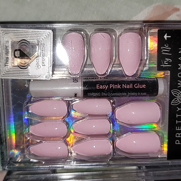 Pretty Woman faux nails nude pink & ombre blue purple pink 2pk - Picture 3 of 4